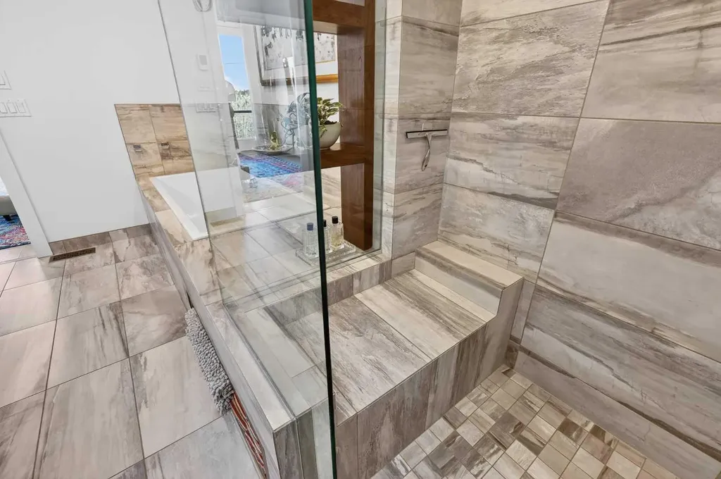 3936 1a Street SW Calgary AB T2S 1R7