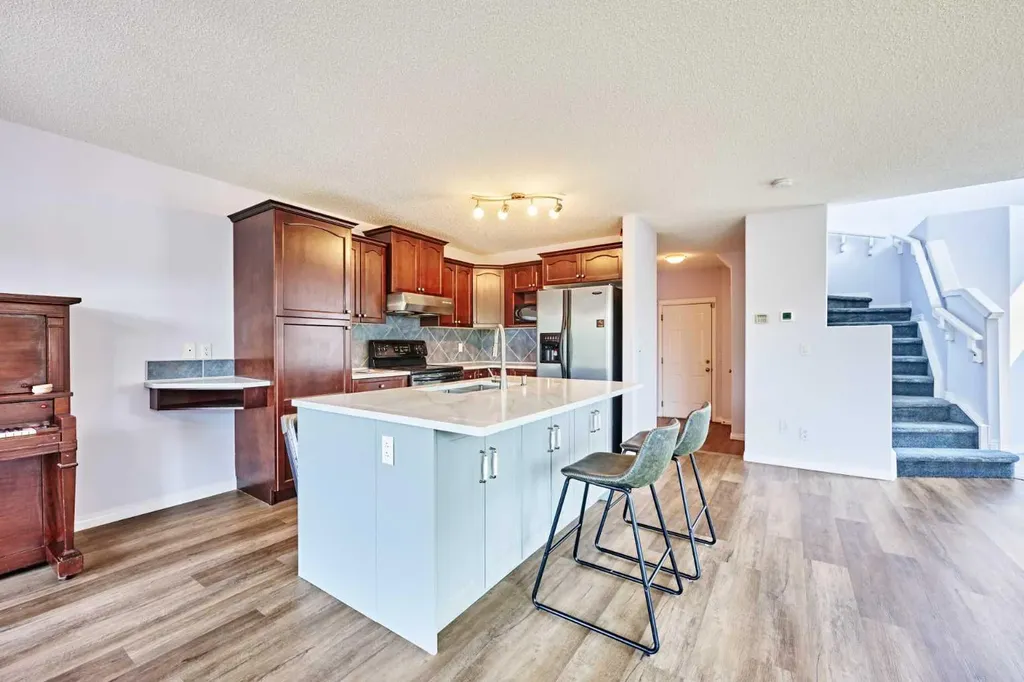 153 Royal Birch Bay NW Calgary AB T3G5X6