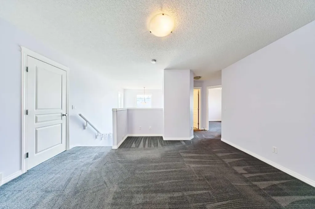 153 Royal Birch Bay NW Calgary AB T3G5X6