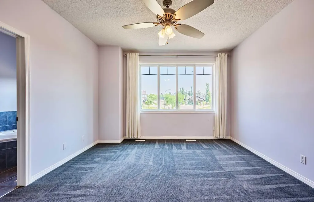 153 Royal Birch Bay NW Calgary AB T3G5X6