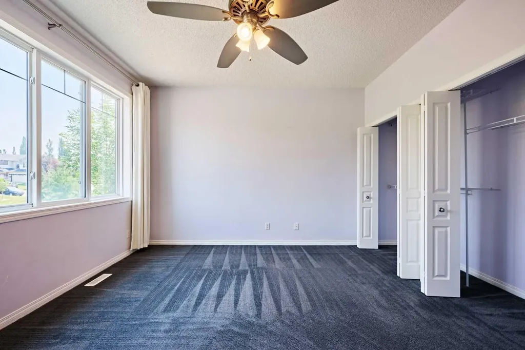 153 Royal Birch Bay NW Calgary AB T3G5X6