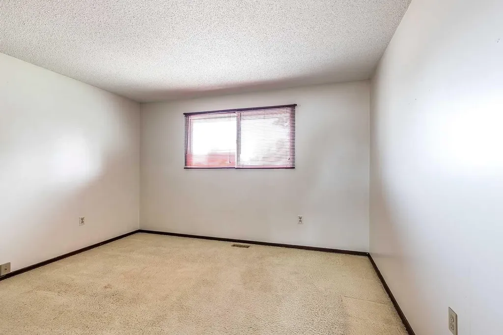 189 Hull Crescent NE Medicine Hat AB T1C 1C9
