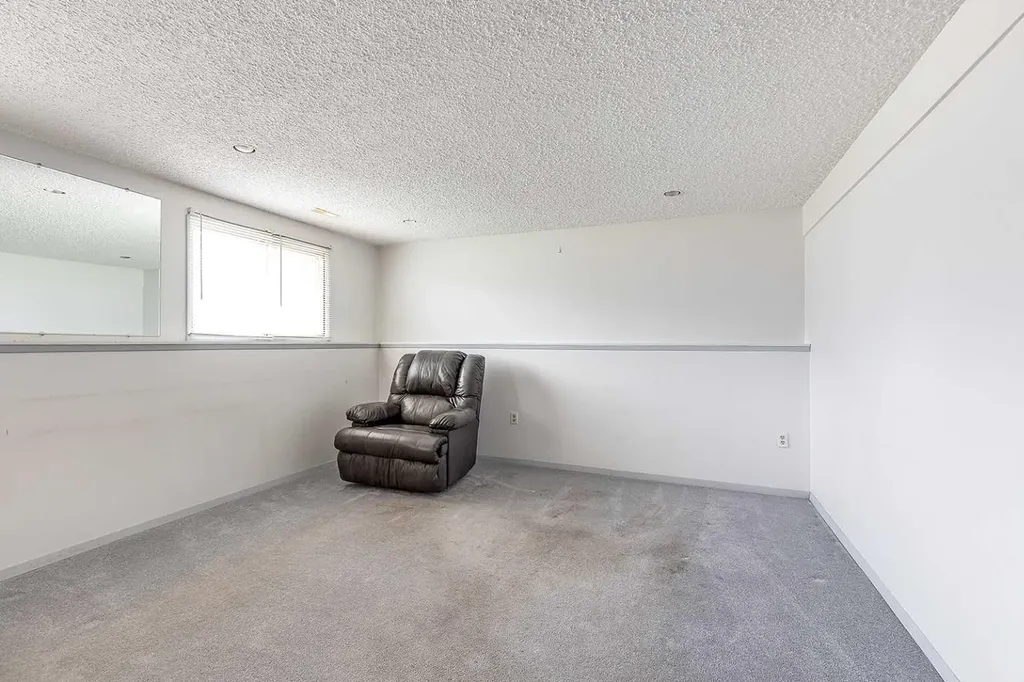 189 Hull Crescent NE Medicine Hat AB T1C 1C9