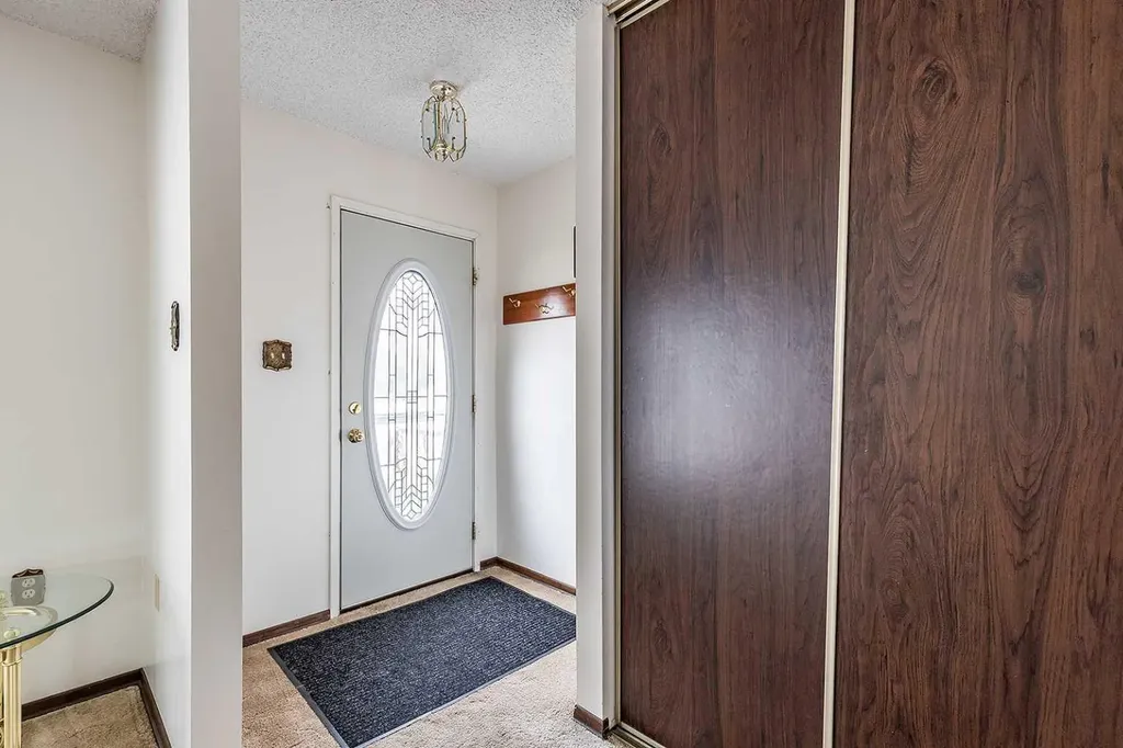 189 Hull Crescent NE Medicine Hat AB T1C 1C9