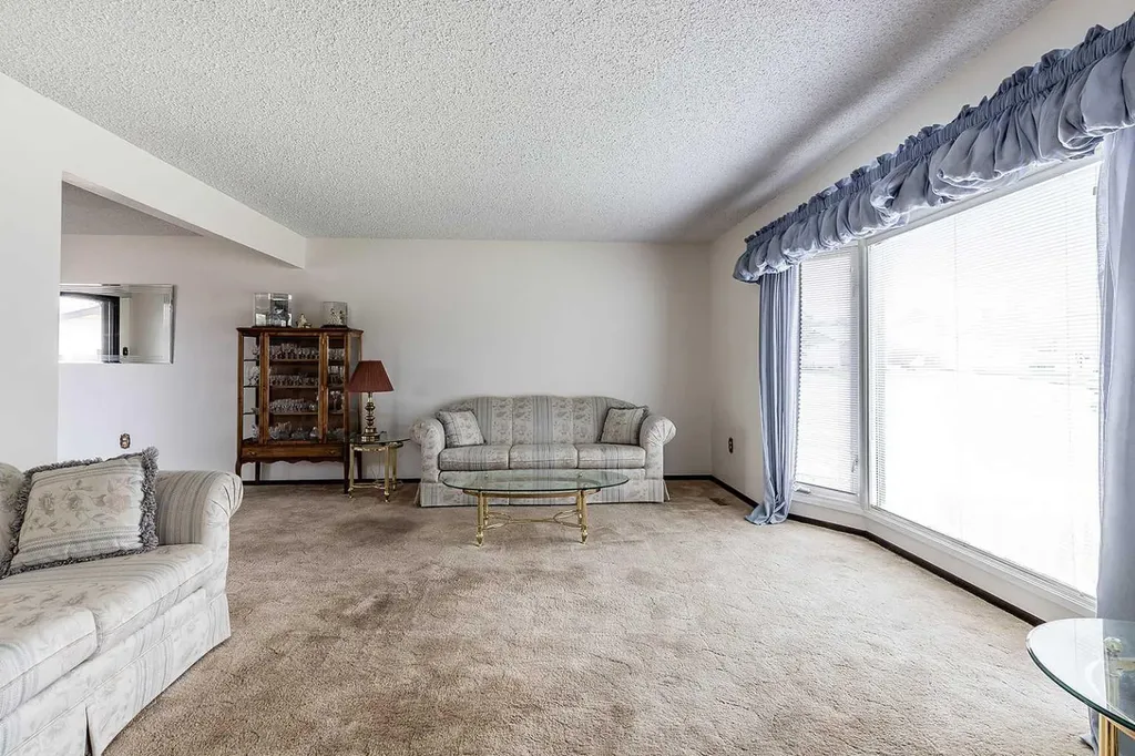 189 Hull Crescent NE Medicine Hat AB T1C 1C9