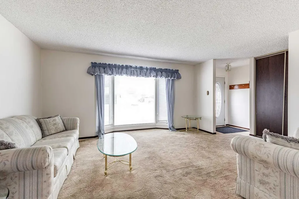 189 Hull Crescent NE Medicine Hat AB T1C 1C9