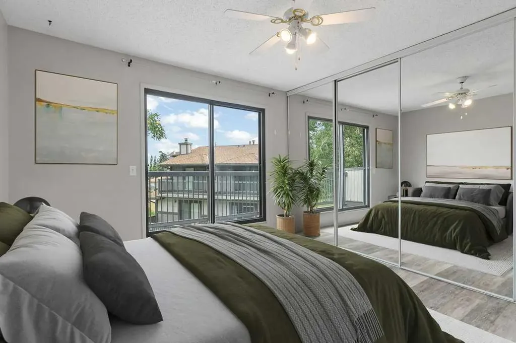 7172 Coach Hill Road SW Calgary AB T3H 1C8