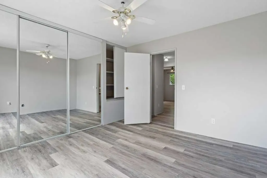 7172 Coach Hill Road SW Calgary AB T3H 1C8