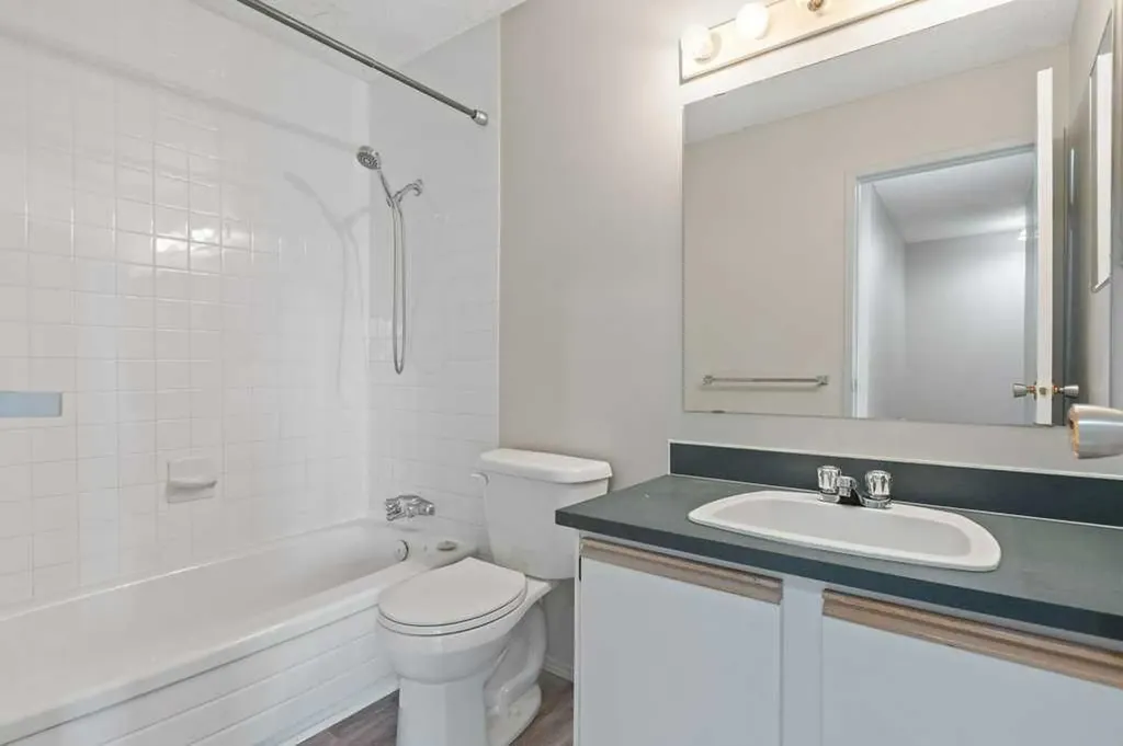 7172 Coach Hill Road SW Calgary AB T3H 1C8