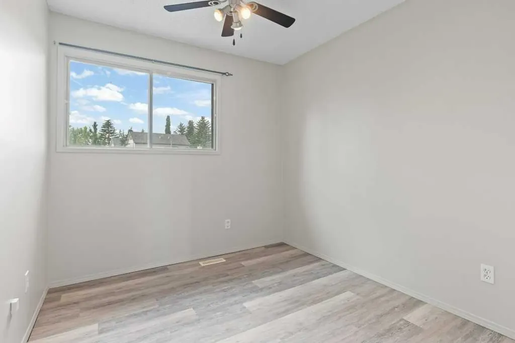 7172 Coach Hill Road SW Calgary AB T3H 1C8
