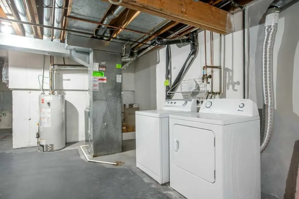 7172 Coach Hill Road SW Calgary AB T3H 1C8