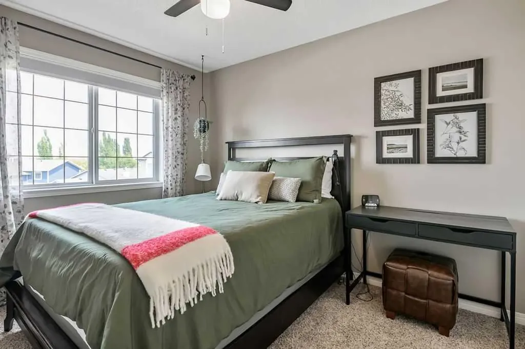 9 Sheep River Heath Okotoks AB T1S 1T7