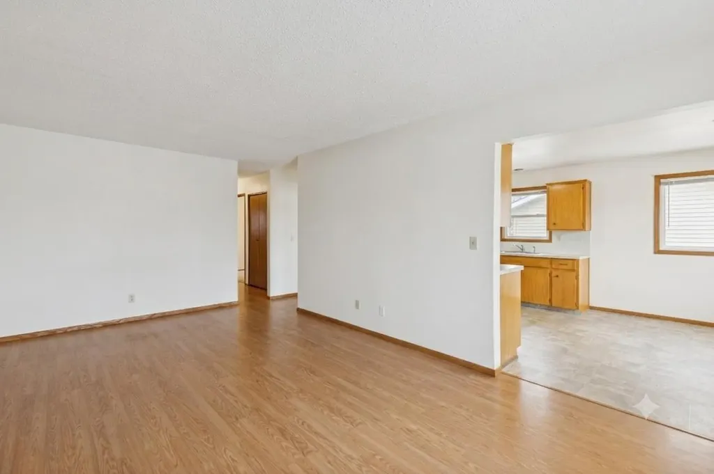 6215 Rundlehorn Drive NE Calgary AB T1Y 1M6