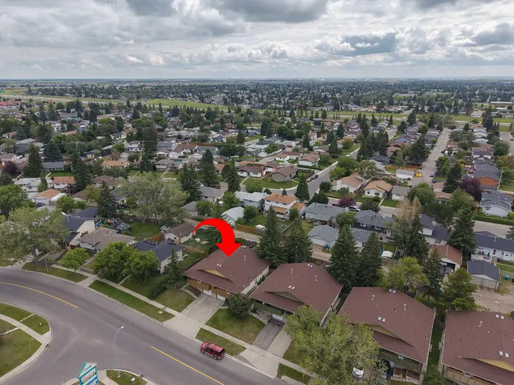 6215 Rundlehorn Drive NE Calgary AB T1Y 1M6