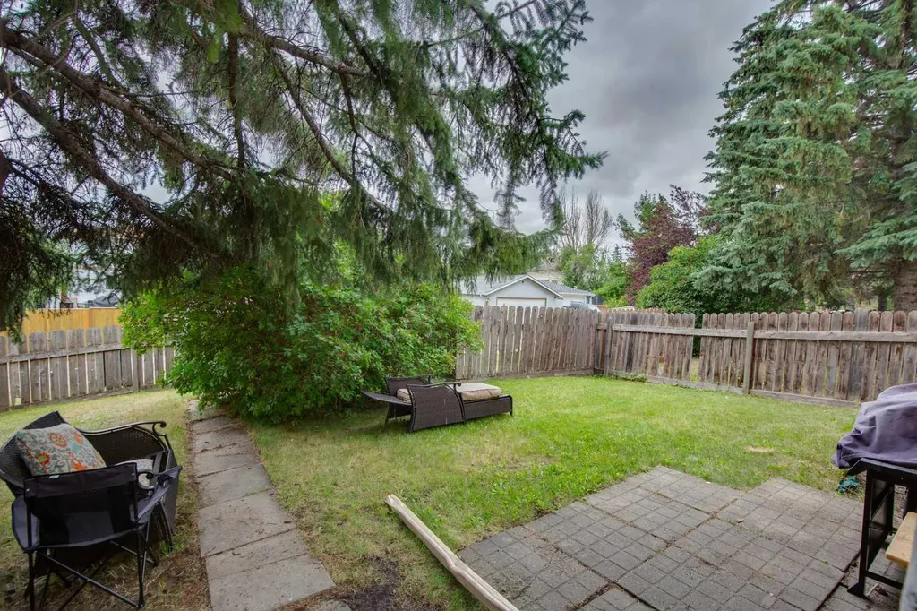 6215 Rundlehorn Drive NE Calgary AB T1Y 1M6