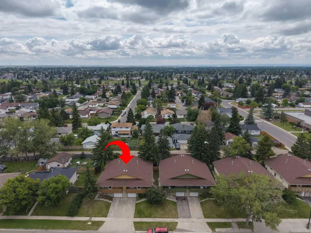 6215 Rundlehorn Drive NE Calgary AB T1Y 1M6