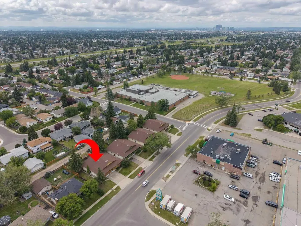 6215 Rundlehorn Drive NE Calgary AB T1Y 1M6