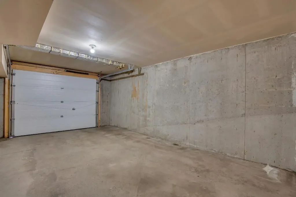 6215 Rundlehorn Drive NE Calgary AB T1Y 1M6