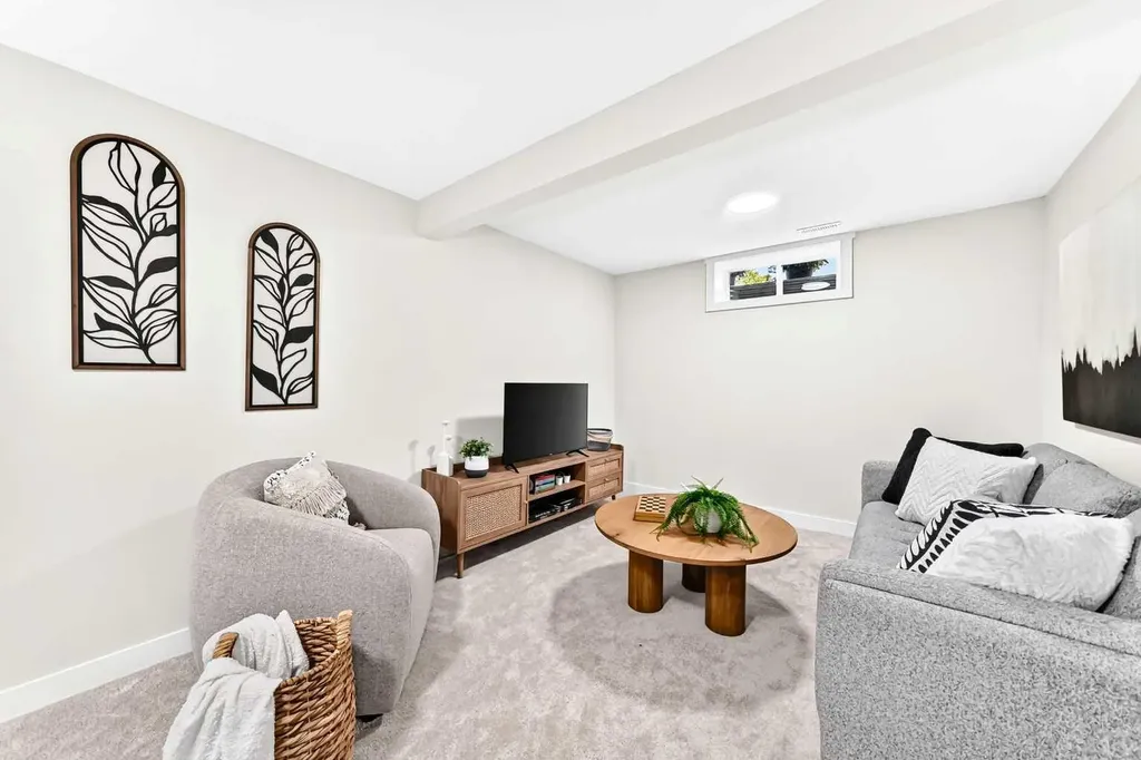 145 Sunvale Crescent SE Calgary AB T2X2R7