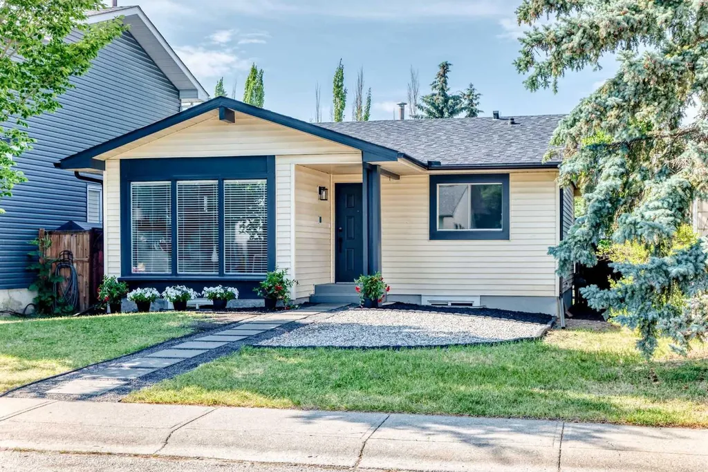 145 Sunvale Crescent SE Calgary AB T2X2R7