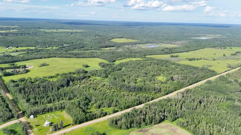 61015 Range Road 174 Rural Smoky Lake County AB T0A3C0