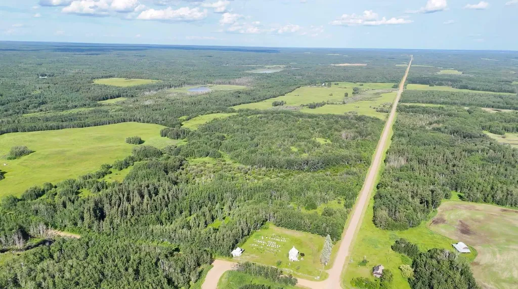 61015 Range Road 174 Rural Smoky Lake County AB T0A3C0