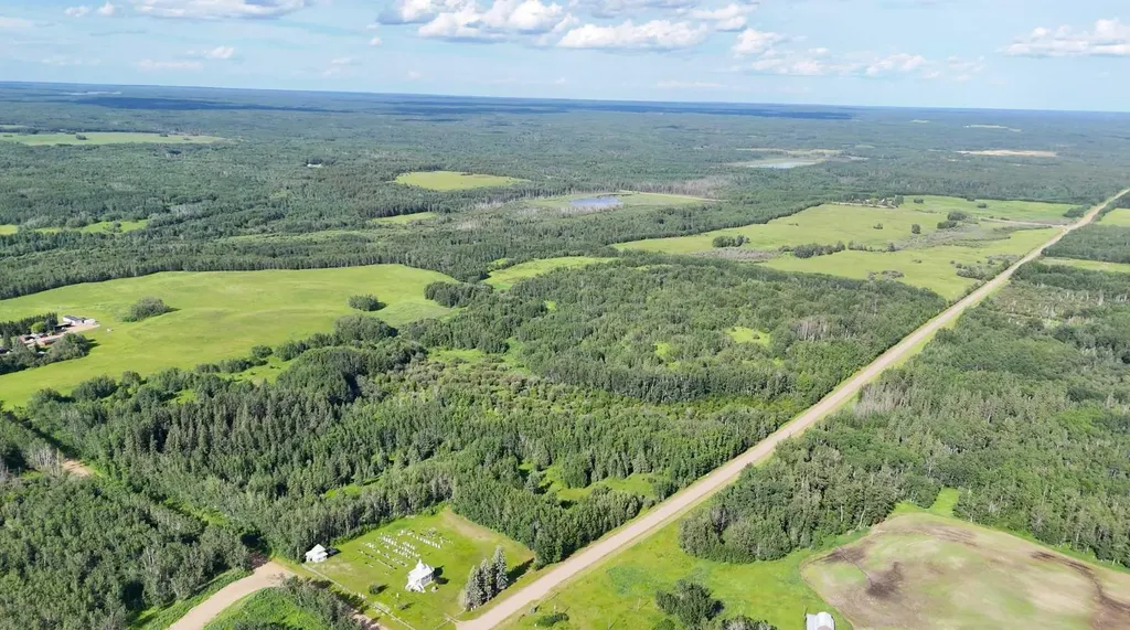 61015 Range Road 174 Rural Smoky Lake County AB T0A3C0