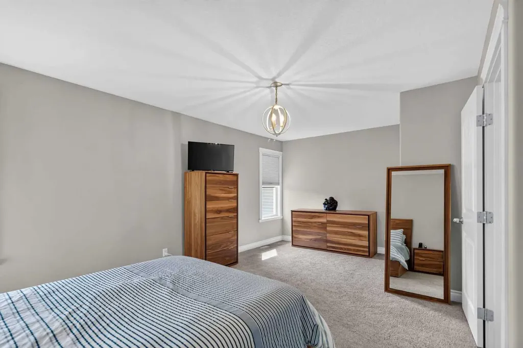 153 Shalestone Way Fort Mcmurray AB T9K 0T6