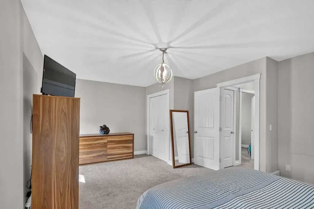 153 Shalestone Way Fort Mcmurray AB T9K 0T6