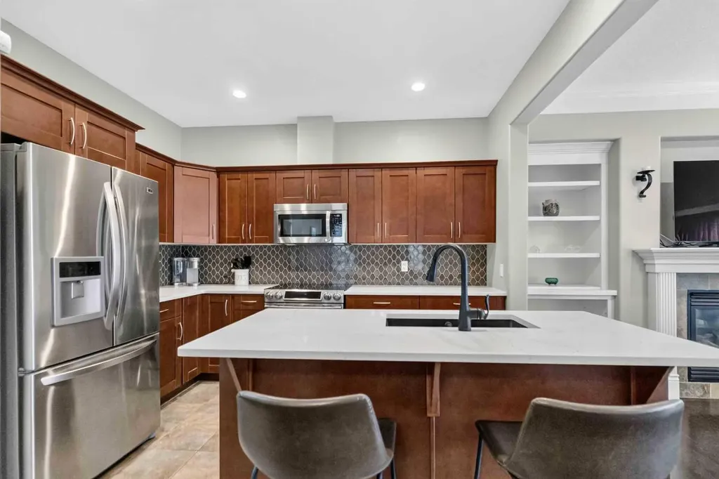 153 Shalestone Way Fort Mcmurray AB T9K 0T6