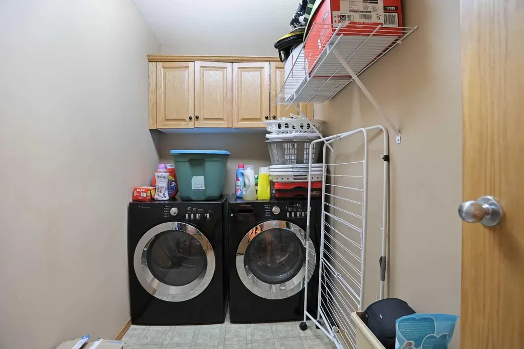 372 Lake Stafford Drive E Brooks AB T1R 1P8