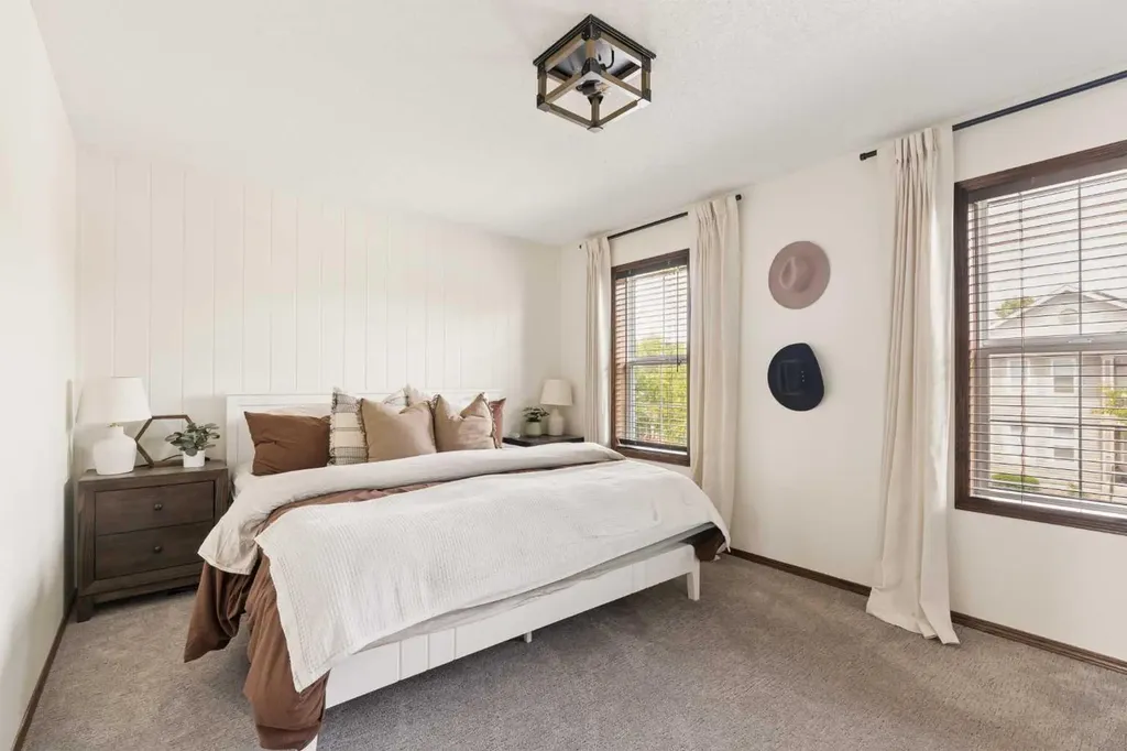 4331 Elgin Avenue SE Calgary AB T2Z 4N5