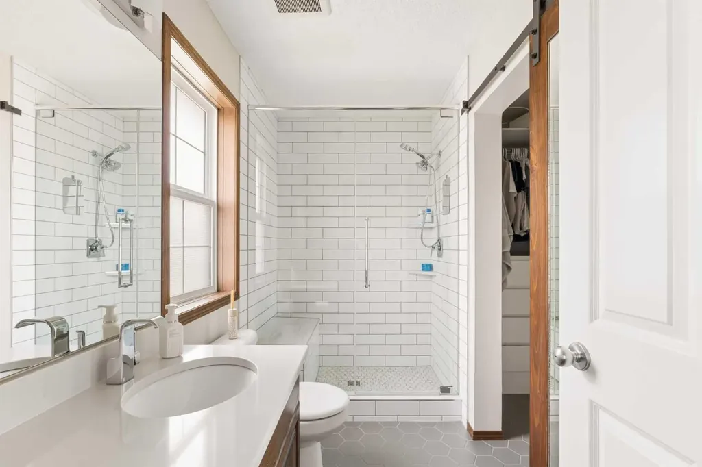 4331 Elgin Avenue SE Calgary AB T2Z 4N5