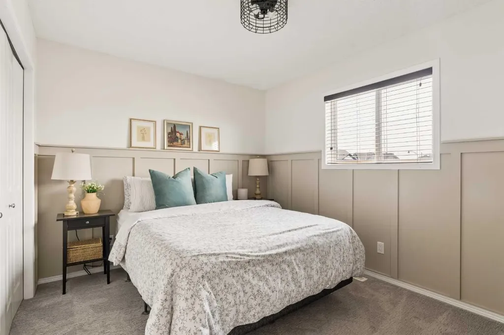 4331 Elgin Avenue SE Calgary AB T2Z 4N5