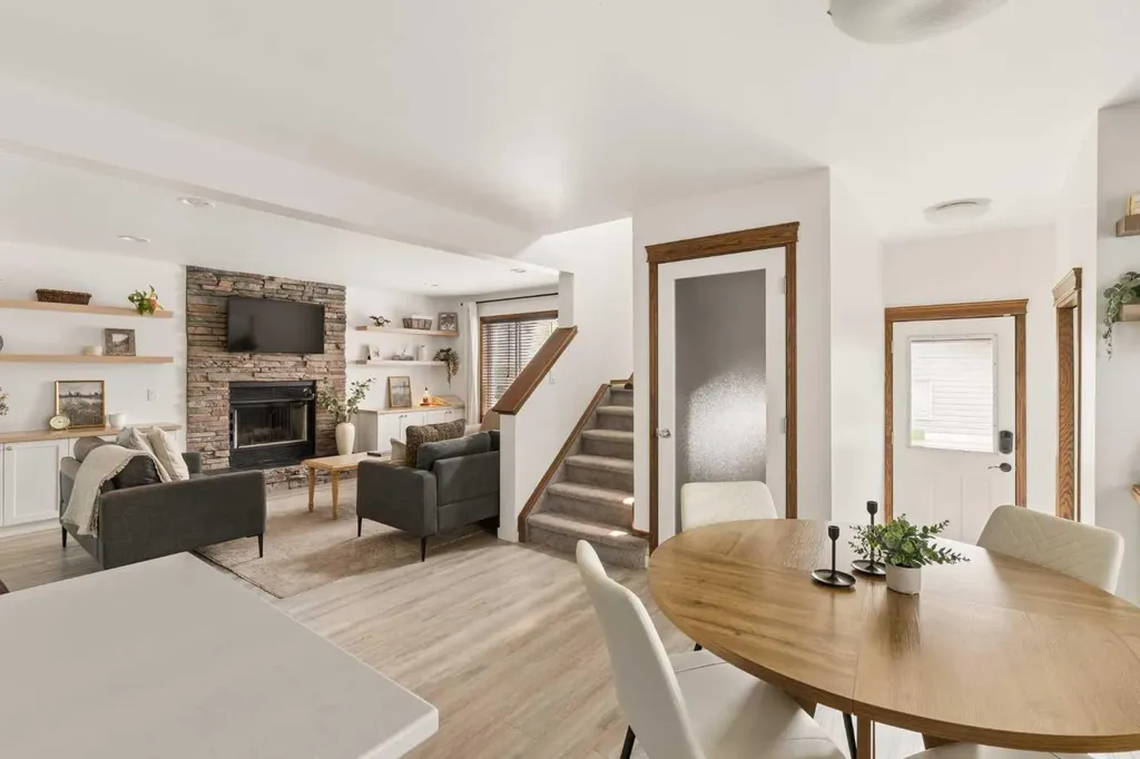 4331 Elgin Avenue SE Calgary AB T2Z 4N5
