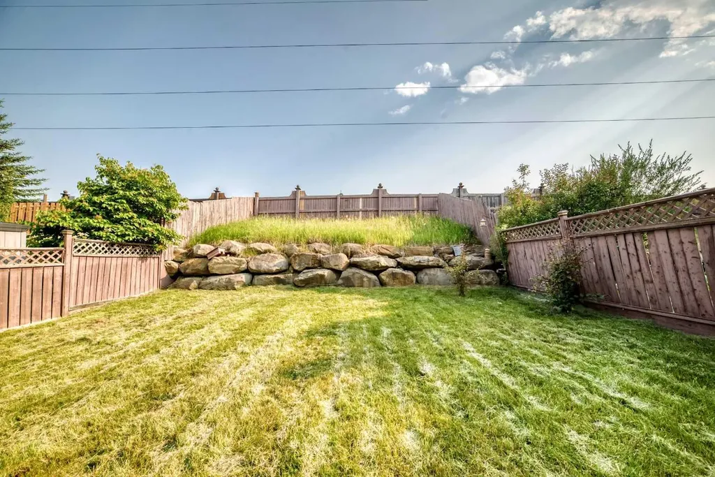 163 Valley Crest Close NW Calgary AB T3B 5X2