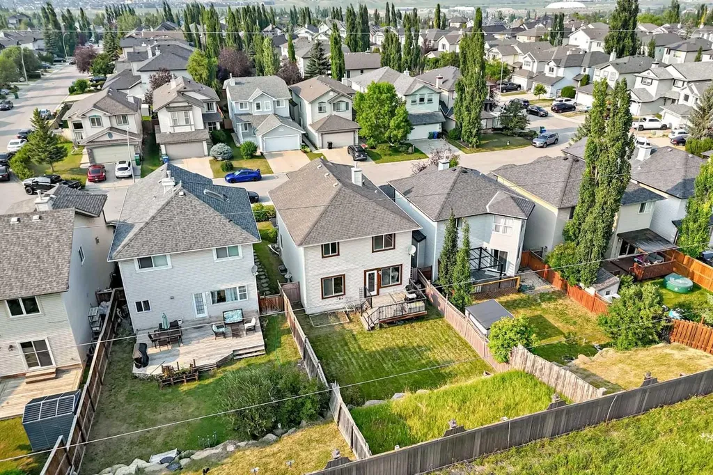 163 Valley Crest Close NW Calgary AB T3B 5X2