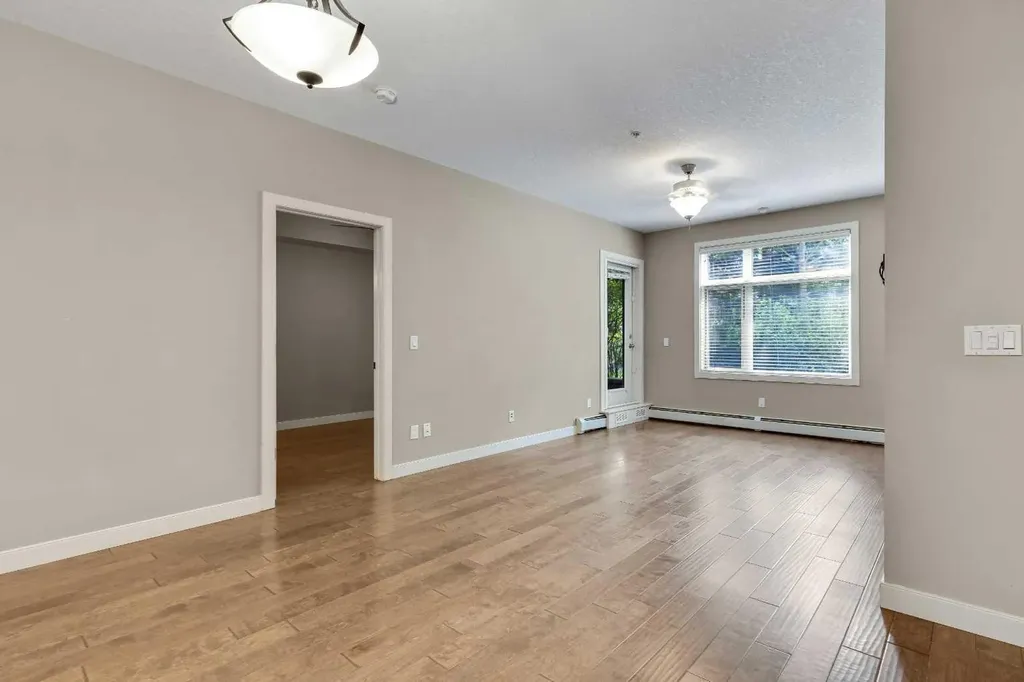35 Aspenmont Heights SW Calgary AB T3H 0K1