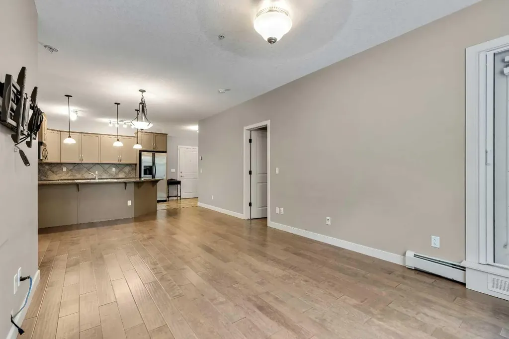35 Aspenmont Heights SW Calgary AB T3H 0K1