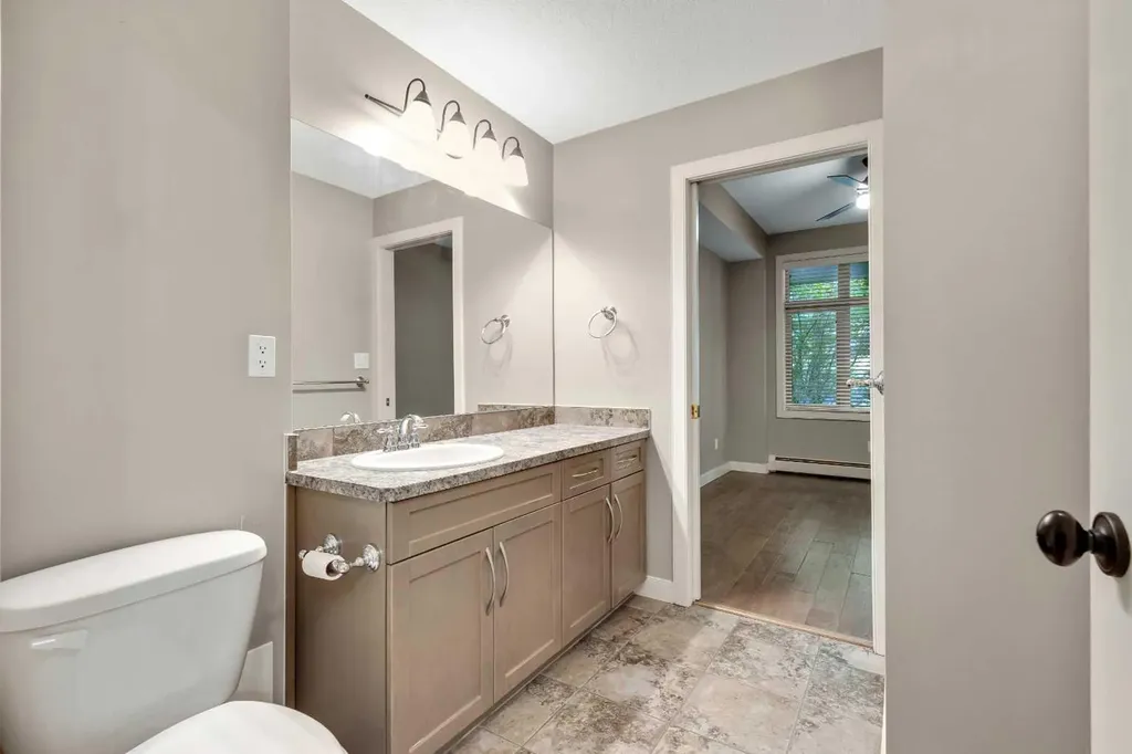 35 Aspenmont Heights SW Calgary AB T3H 0K1