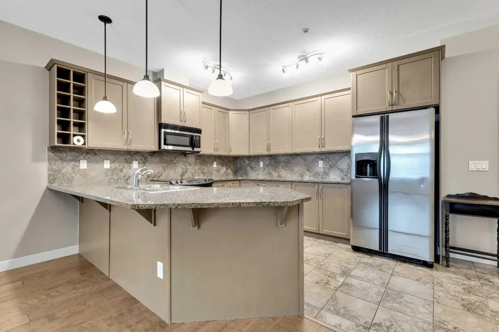 35 Aspenmont Heights SW Calgary AB T3H 0K1
