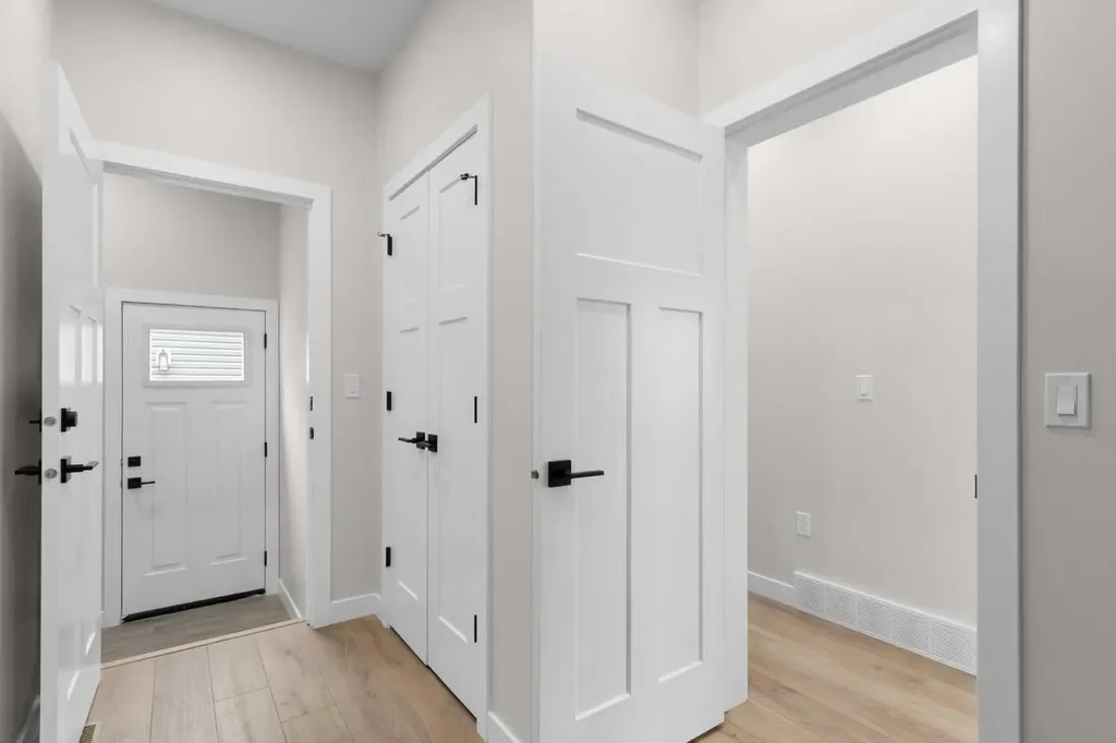 58 Vincent Crescent Olds AB T4H0G7