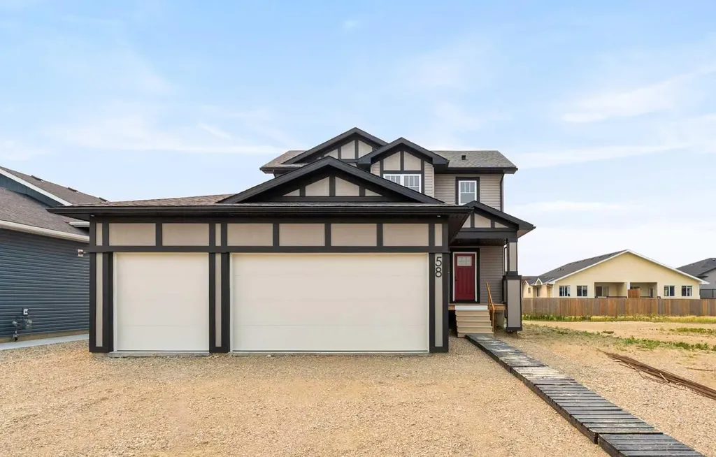 58 Vincent Crescent Olds AB T4H0G7