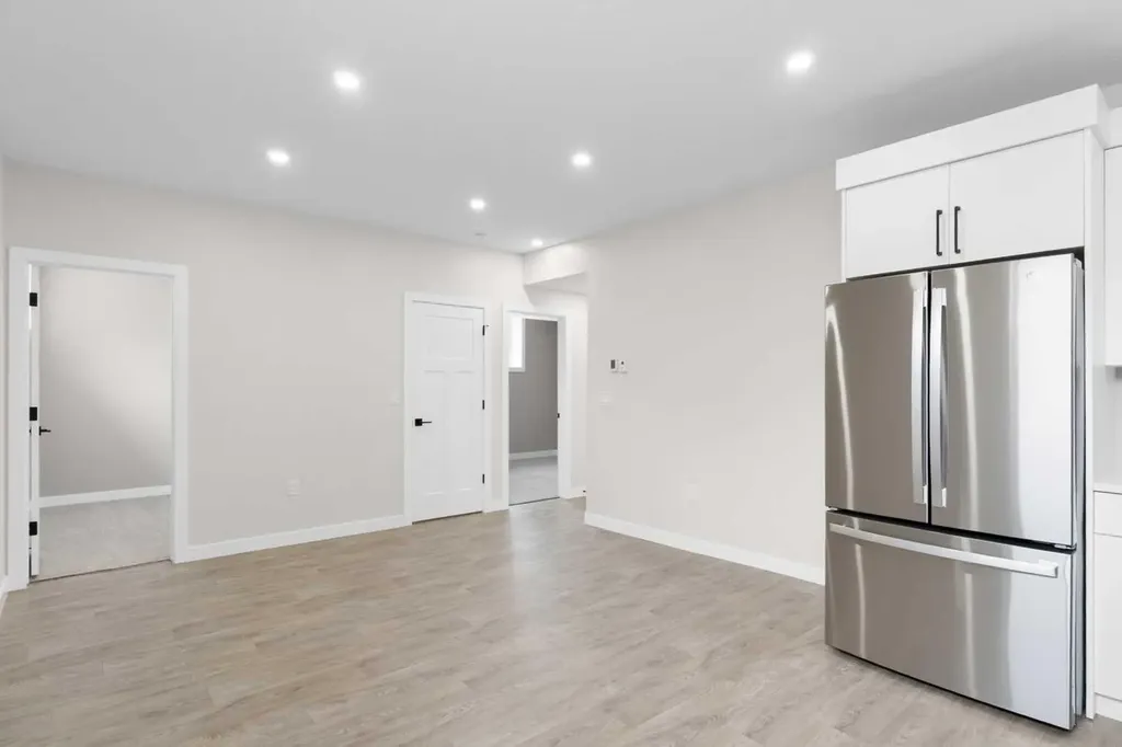 58 Vincent Crescent Olds AB T4H0G7