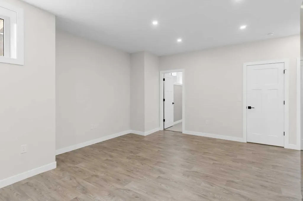 58 Vincent Crescent Olds AB T4H0G7