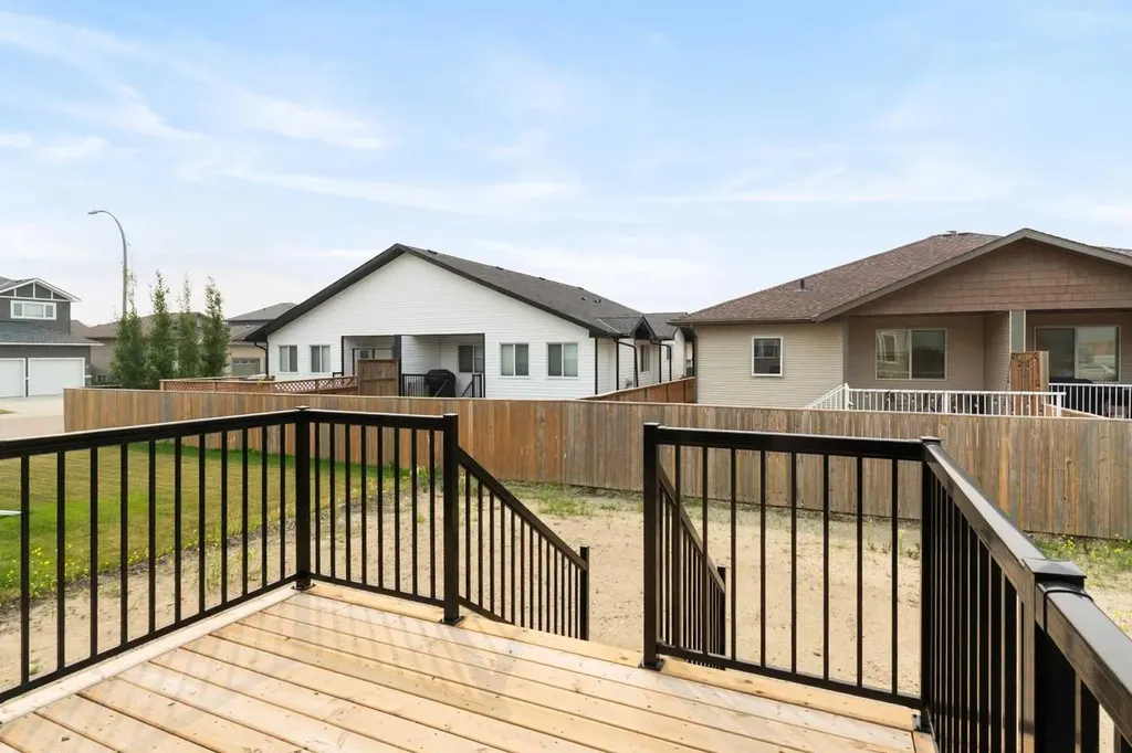 58 Vincent Crescent Olds AB T4H0G7