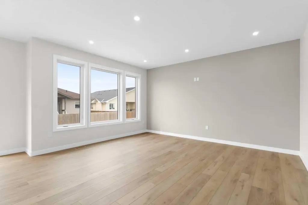 58 Vincent Crescent Olds AB T4H0G7