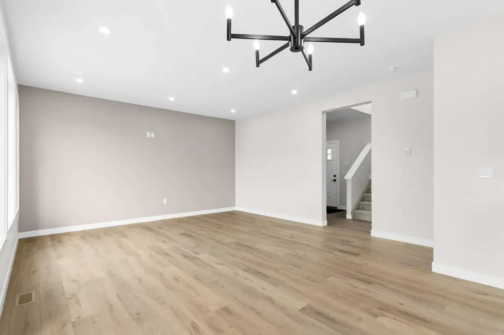 58 Vincent Crescent Olds AB T4H0G7