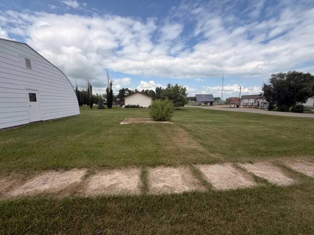 Main Street Munson AB T0J0Y0