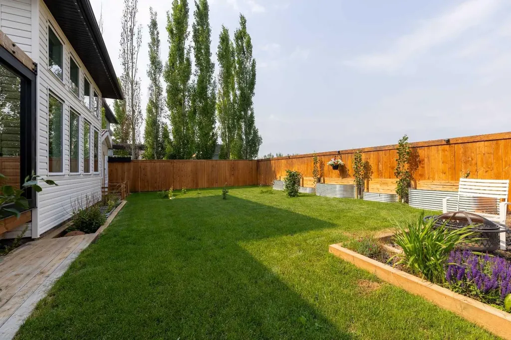 107 Westgate Drive Coaldale AB T1M 0E1